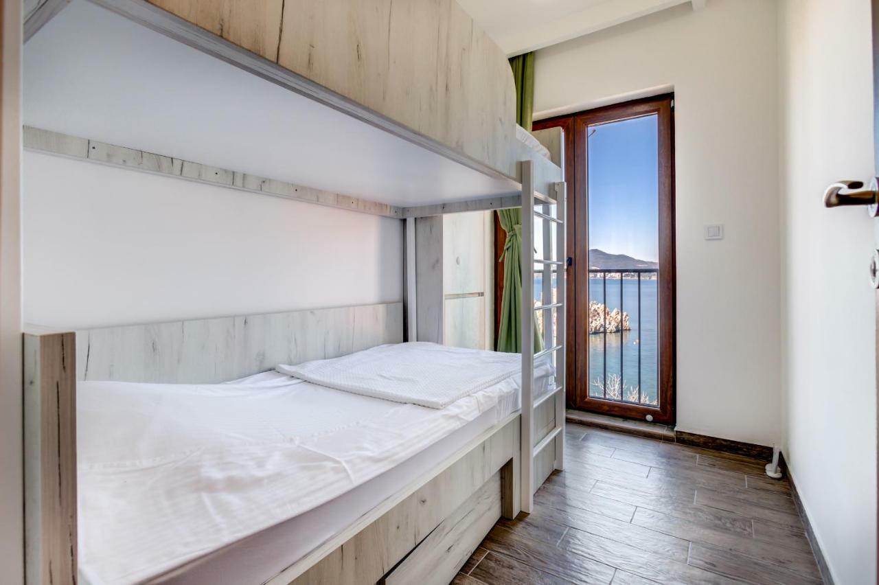 Mima Apartments Sveti Stefan Exterior foto